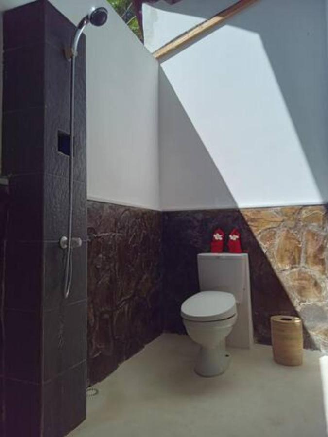 Gili Air Santay Bungalows Exterior photo